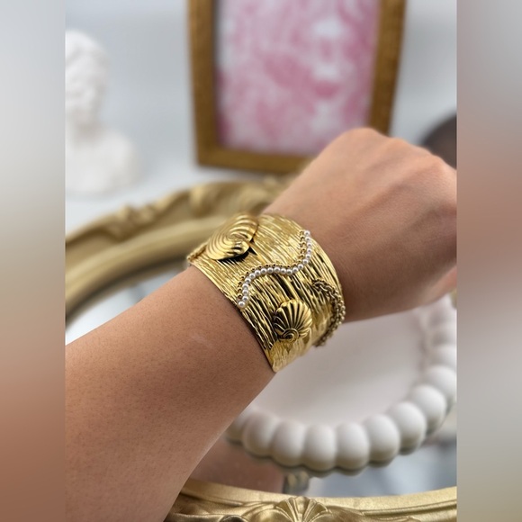 Anthropologie Gold Textured Cuff Bracelet with Pearl Detail - Picture 13 of 16